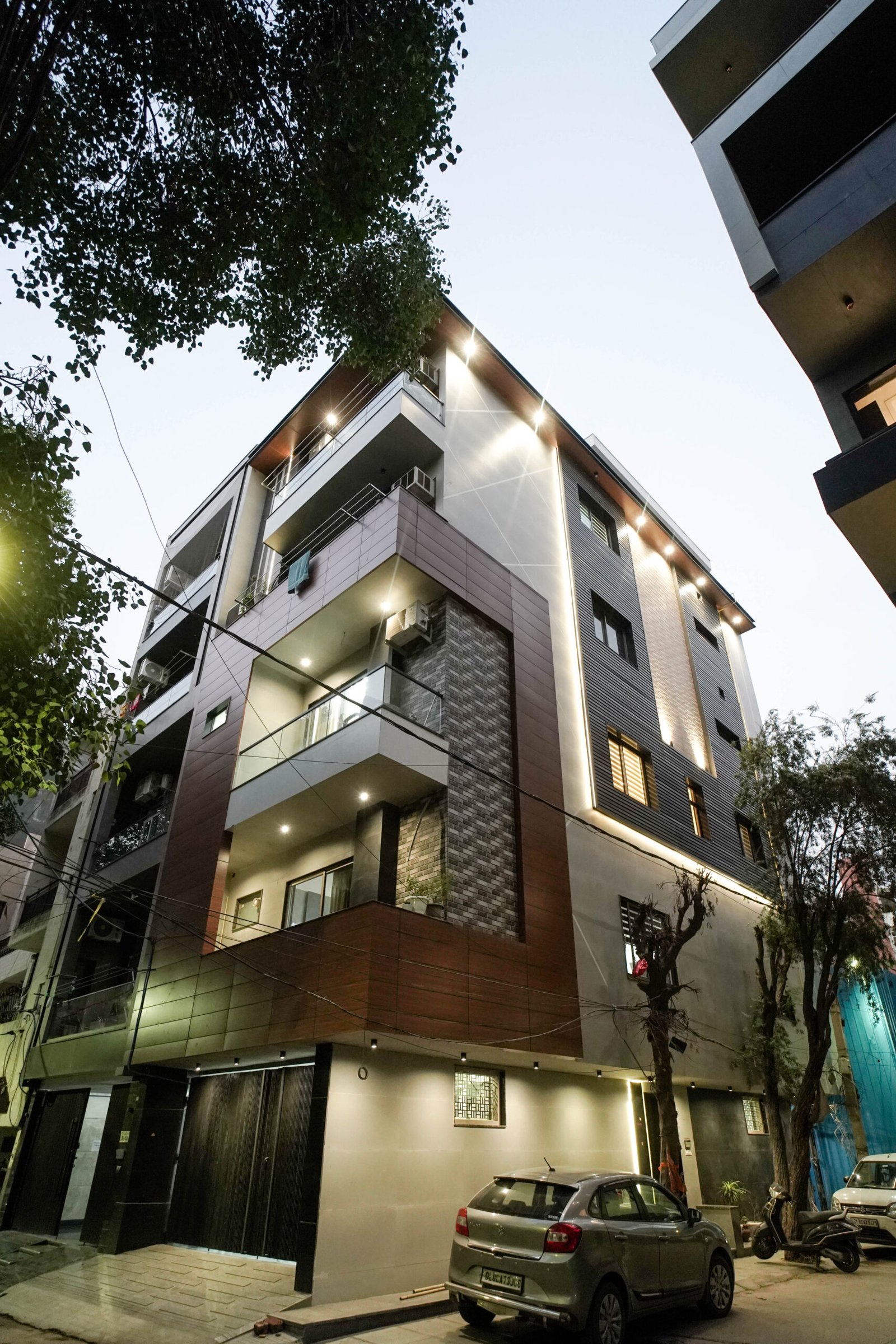The Linear House